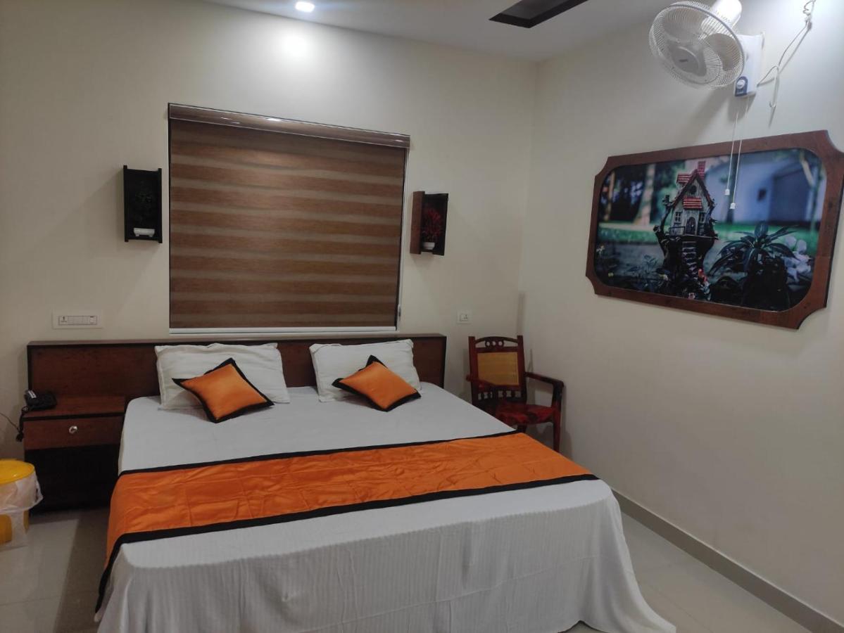 Отель Pms Dhabi Residency Kottakkal Экстерьер фото