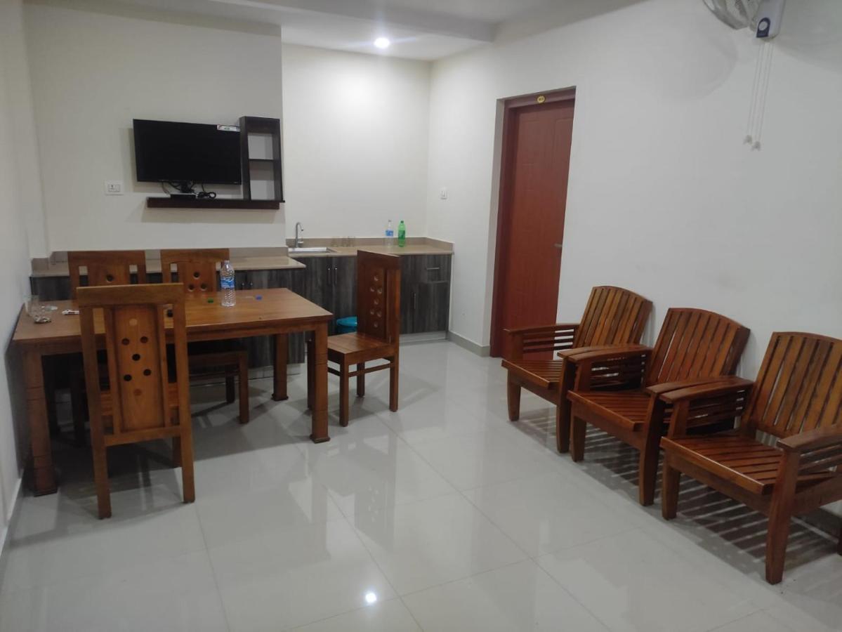 Отель Pms Dhabi Residency Kottakkal Экстерьер фото